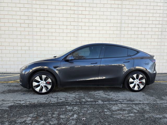 Used 2022 Tesla Model Y Performance image 9
