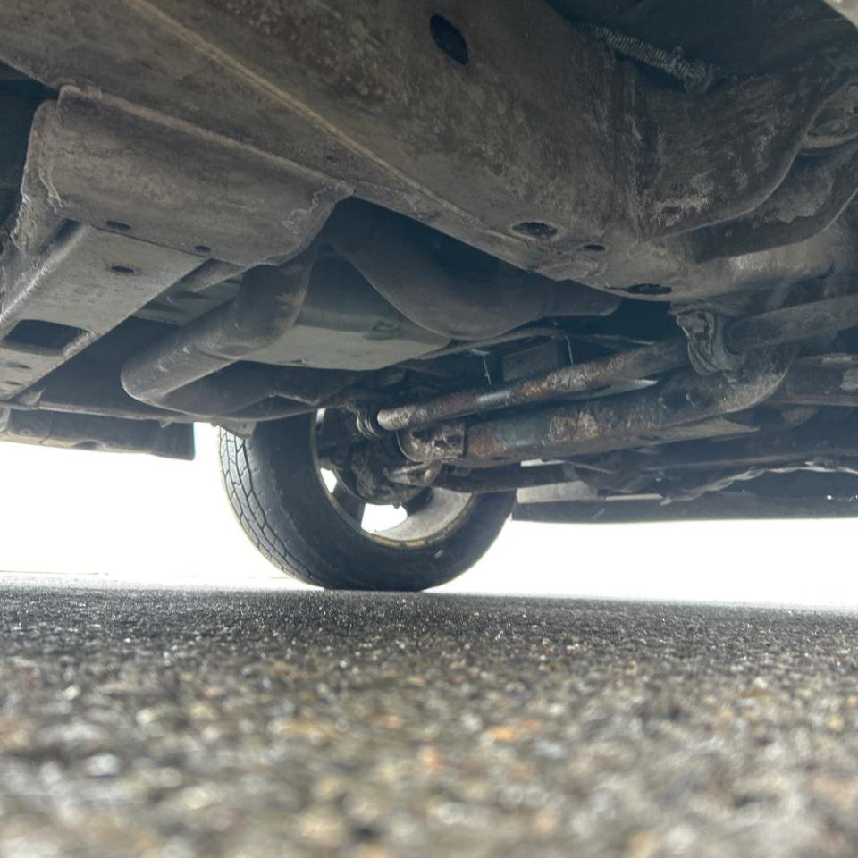 Used 2010 Chevrolet Avalanche LTZ image 16