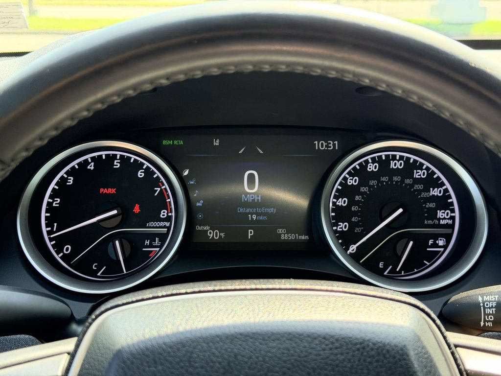 Certified 2023 Toyota Camry XLE FWD image 10