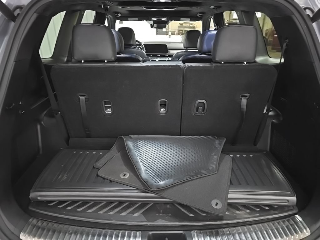 Used 2023 Kia Telluride SX Prestige X-Line AWD/4WD image 12