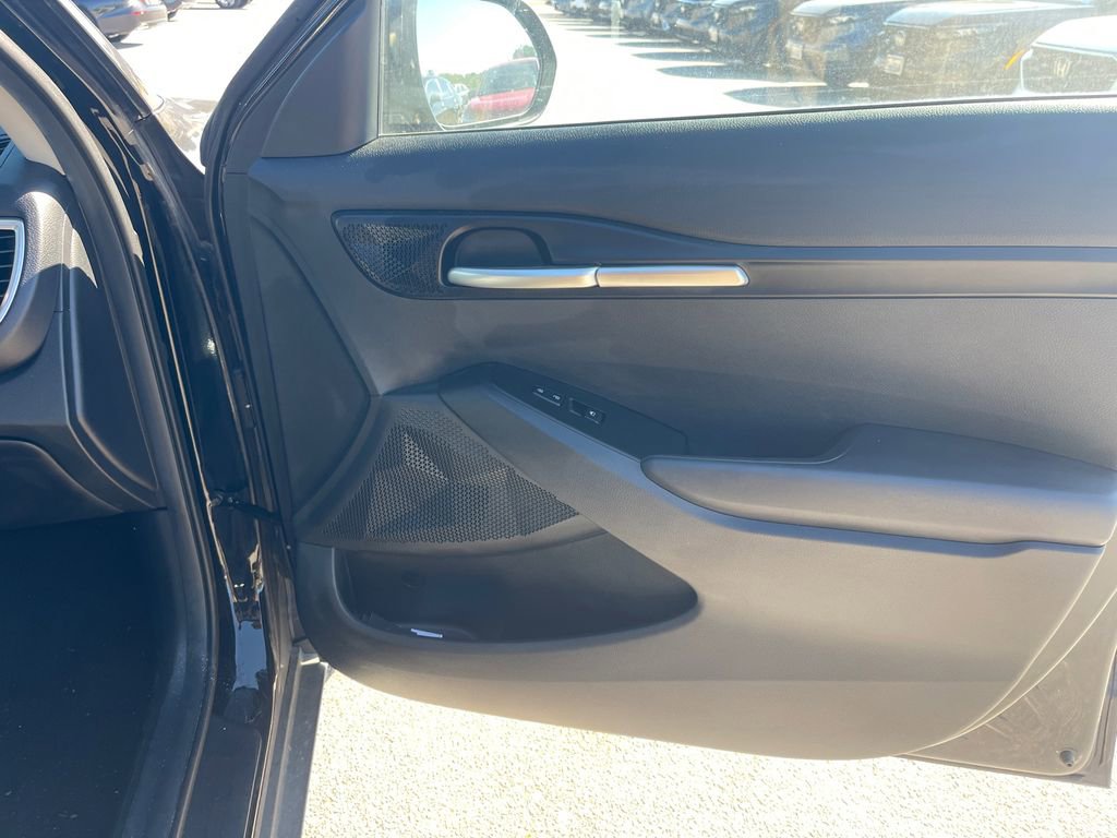 Used 2022 Kia Seltos LX image 15