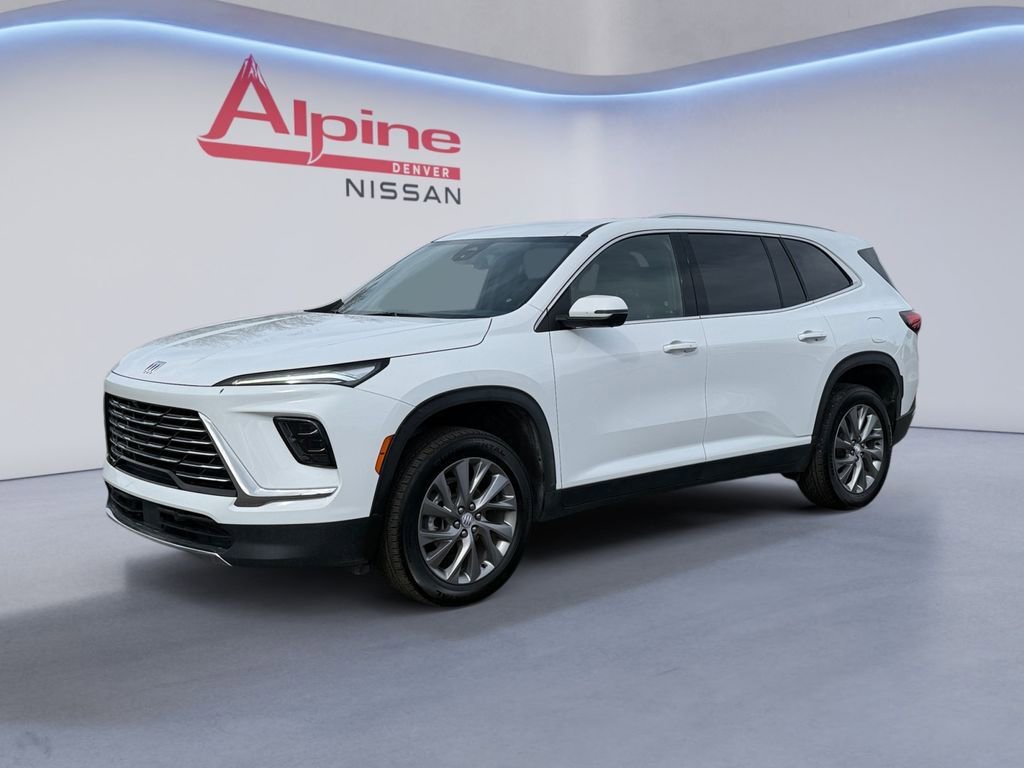 Used 2025 Buick Enclave Preferred image 1