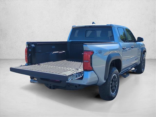 Used 2026 Toyota Tacoma TRD Off-Road w/ TRD Off Road Upgrade Package AWD/4WD image 2