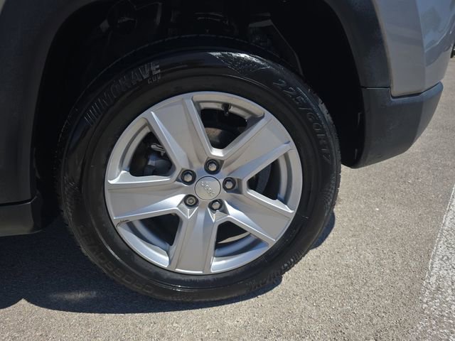 Used 2022 Jeep Compass Latitude image 31