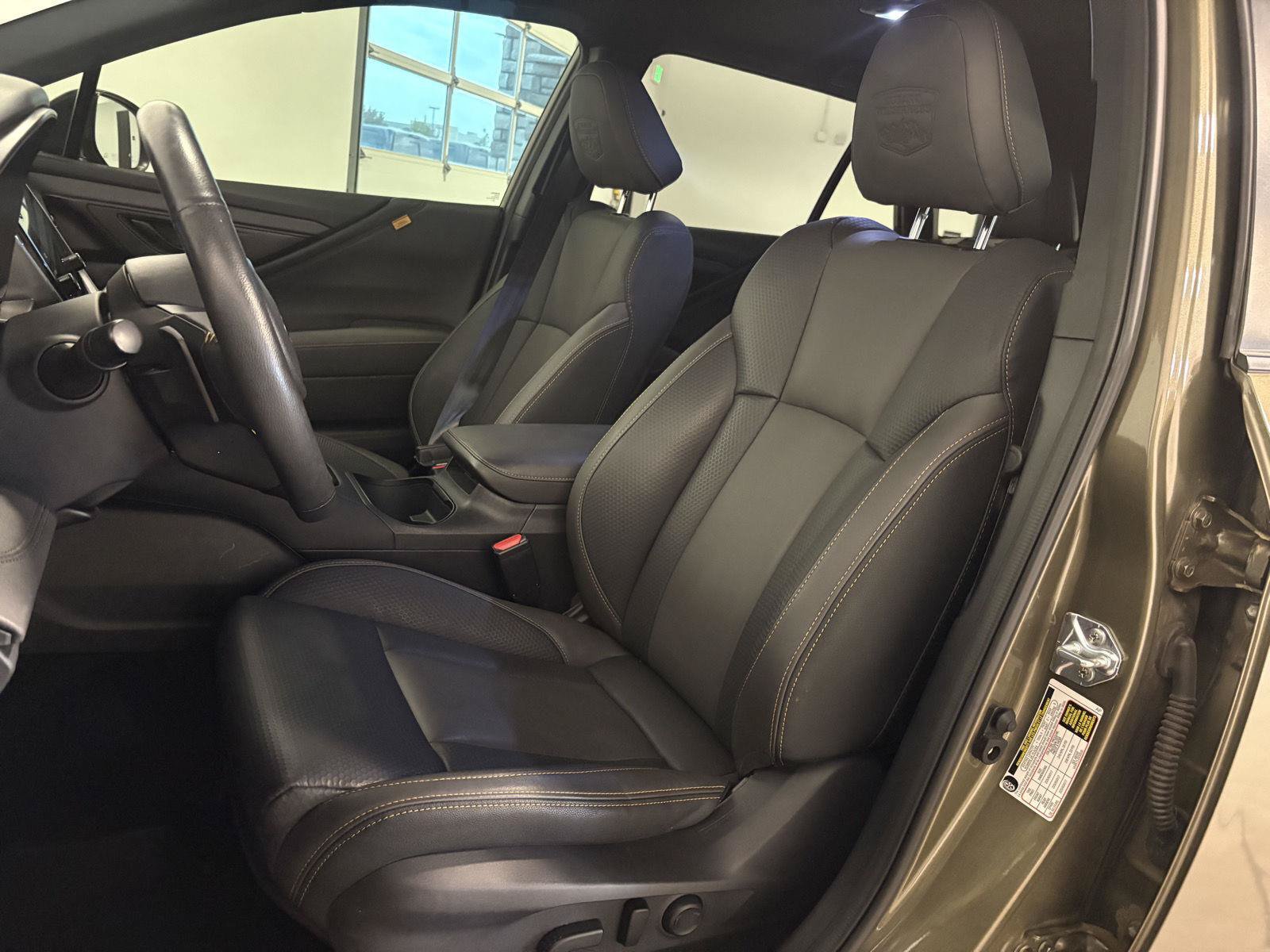 Used 2025 Subaru Outback Wilderness AWD/4WD image 14