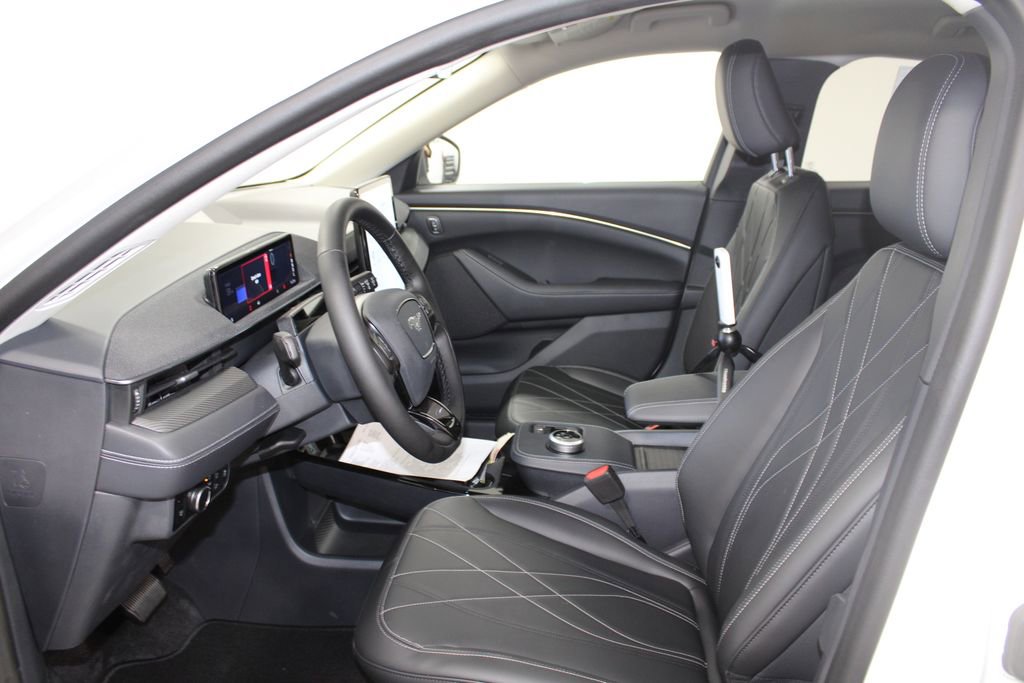 New 2024 Ford Mustang Mach-E Select w/ Comfort Package Lite image 18