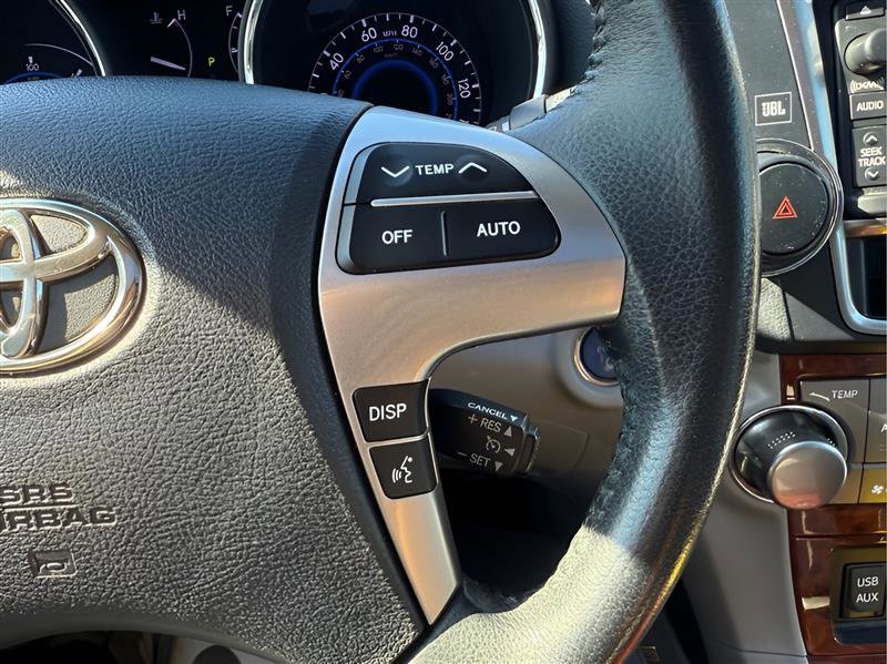 Used 2013 Toyota Highlander Limited image 17