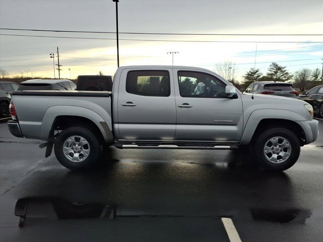 Used 2011 Toyota Tacoma PreRunner image 27