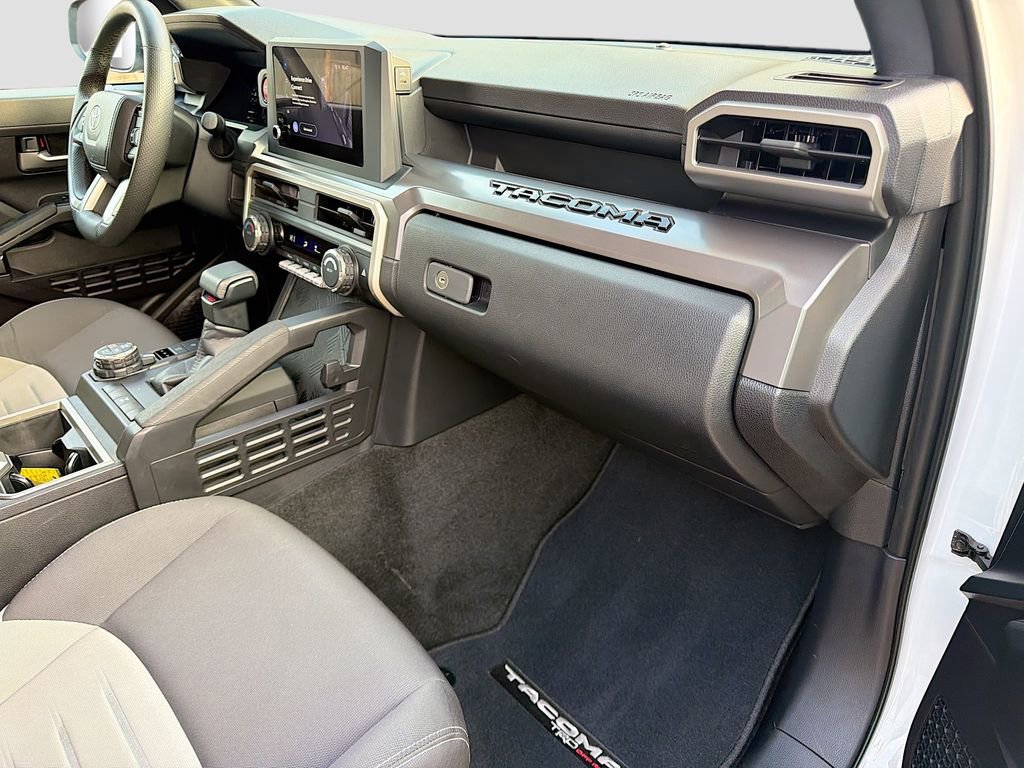 Used 2024 Toyota Tacoma TRD Off-Road image 13