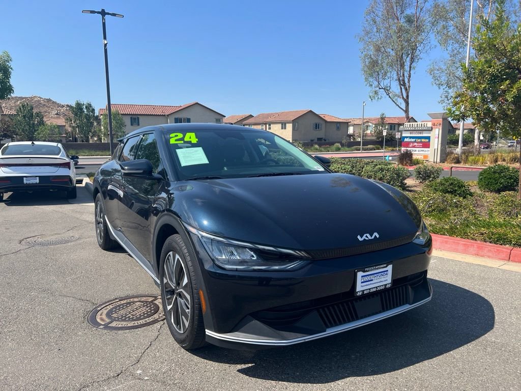 Used 2024 Kia EV6 2WD image 1