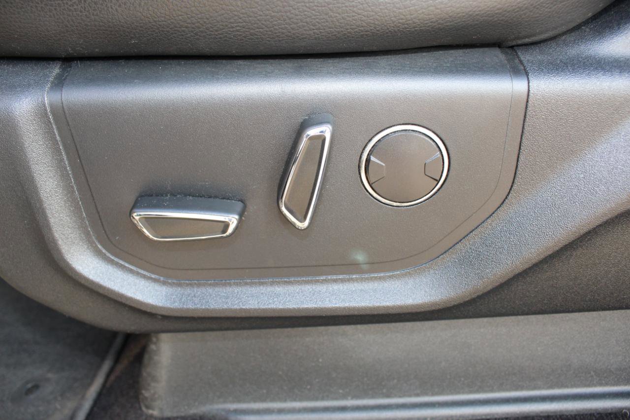 Used 2018 Ford F150 Lariat image 13