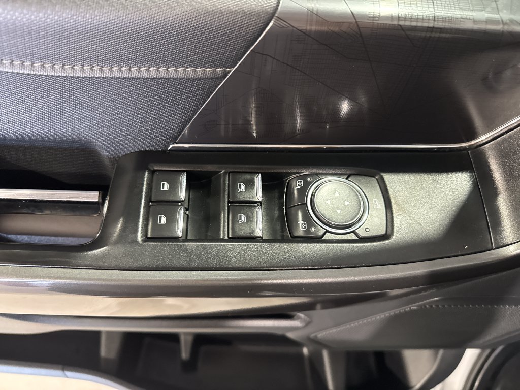 Used 2022 Ford F150 XLT w/ Equipment Group 302A High AWD/4WD image 17
