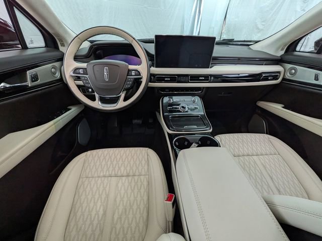 Certified 2022 Lincoln Nautilus Black Label image 12