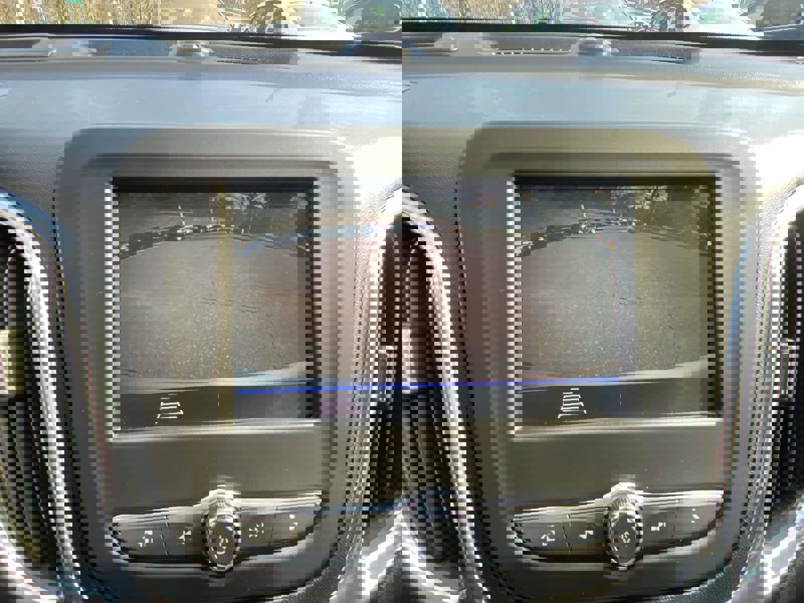 Used 2021 Chevrolet Equinox LT image 16