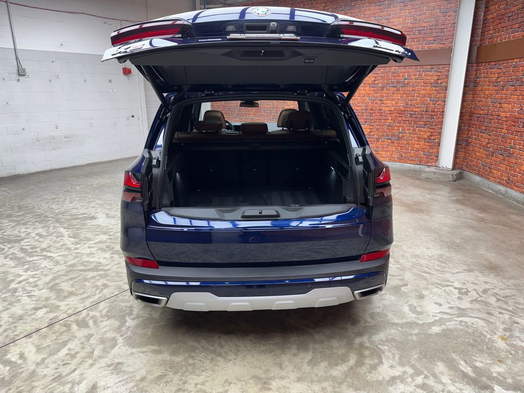 Certified 2025 BMW X5 xDrive40i w/ Executive Package AWD/4WD image 25