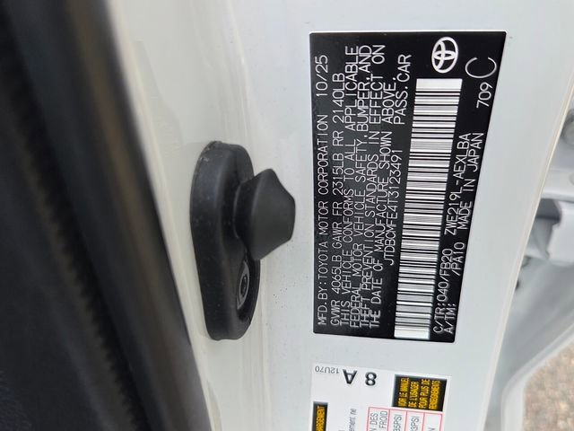 Used 2026 Toyota Corolla LE FWD image 6