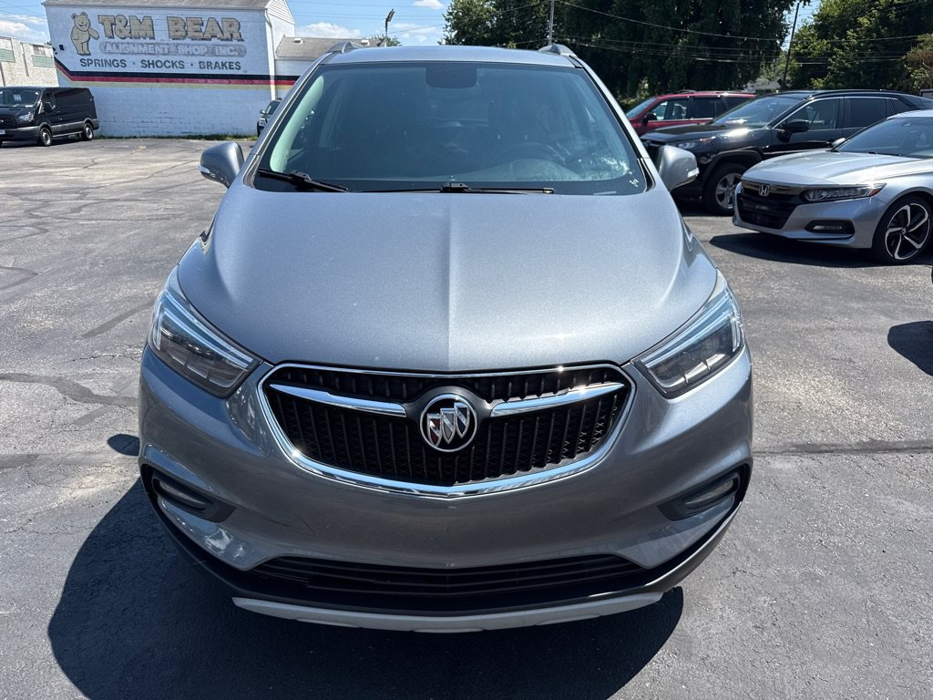 Used 2019 Buick Encore Essence AWD/4WD image 2