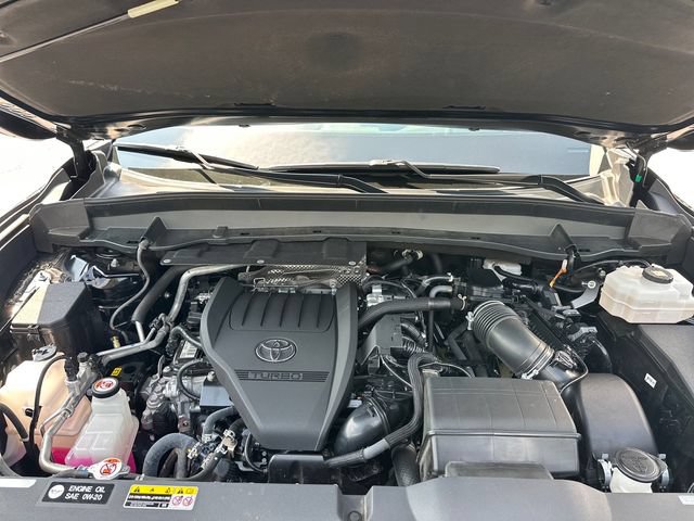 Used 2024 Toyota Grand Highlander AWD Hybrid image 29