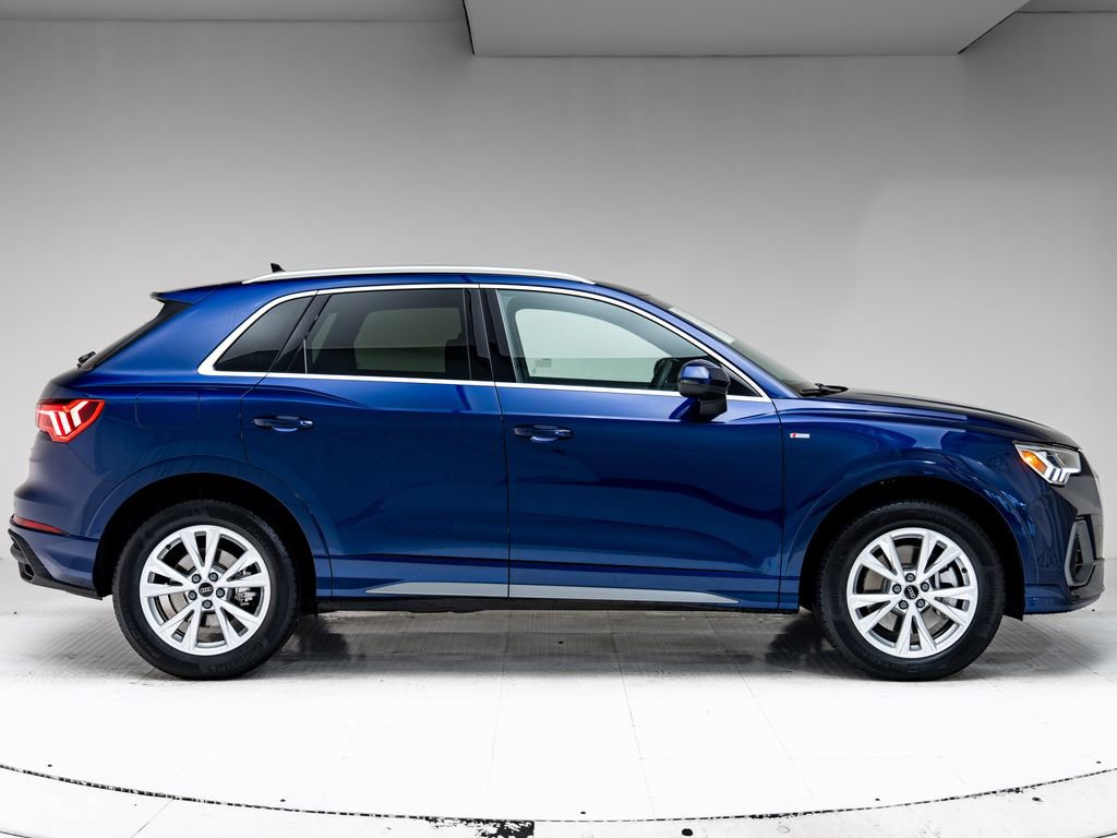 Certified 2025 Audi Q3 2.0T Premium Plus w/ Premium Plus Package image 30