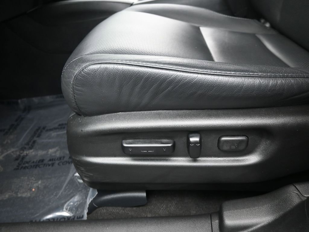 Used 2023 Honda Passport EX-L image 12