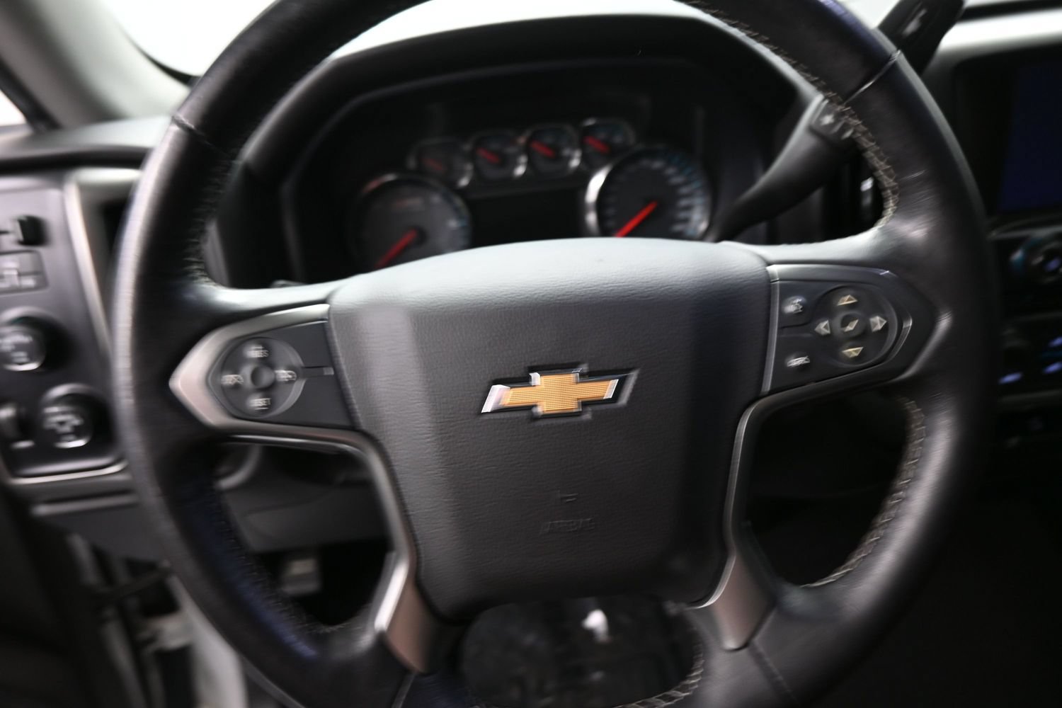 Used 2018 Chevrolet Silverado 1500 LT w/ All Star Edition AWD/4WD image 14