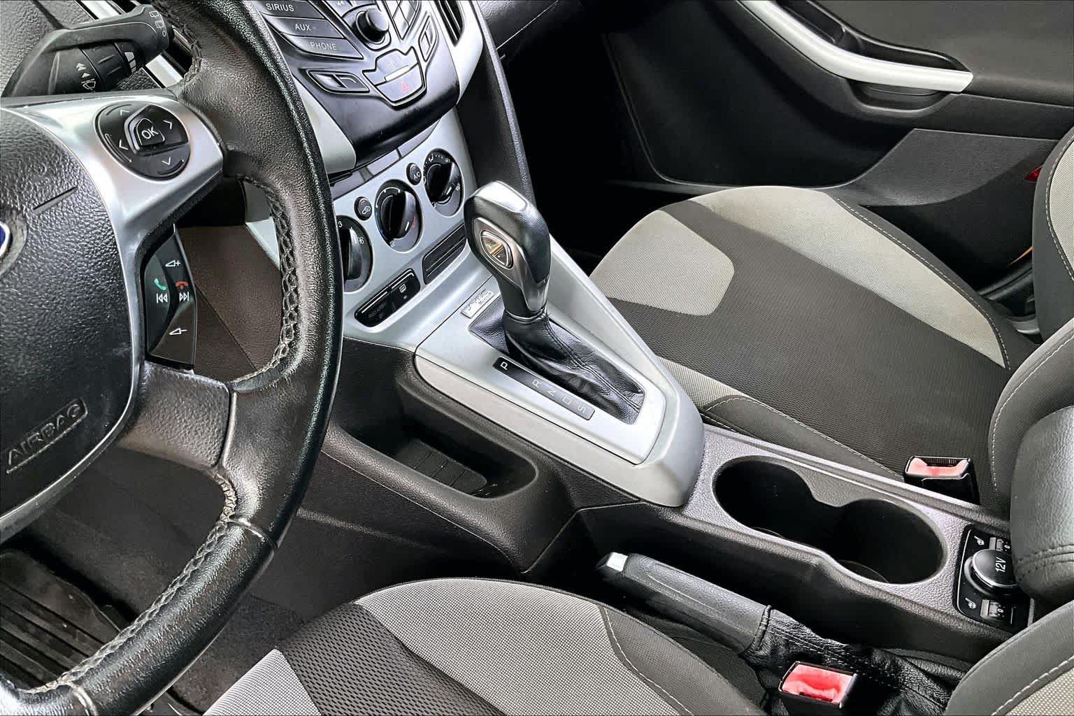 Used 2012 Ford Focus SE FWD image 17