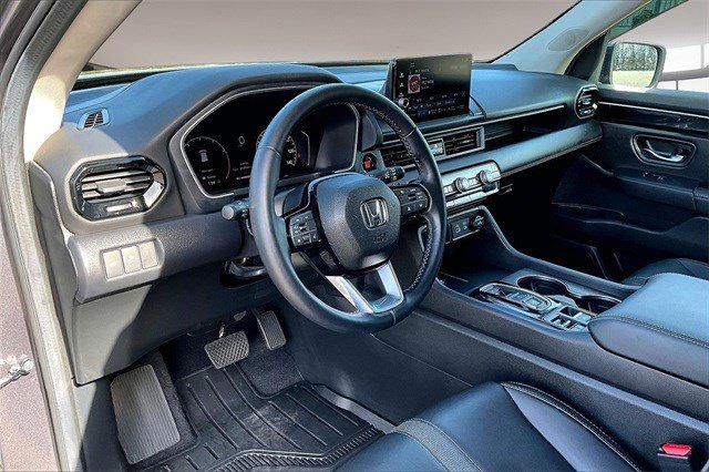 Certified 2025 Honda Pilot EX-L image 17