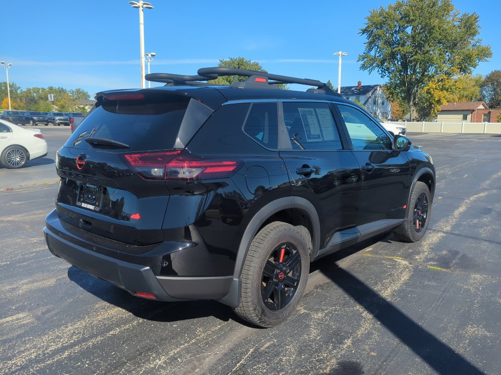 Used 2025 Nissan Rogue SV w/ Rock Creek Premium Package AWD/4WD image 9