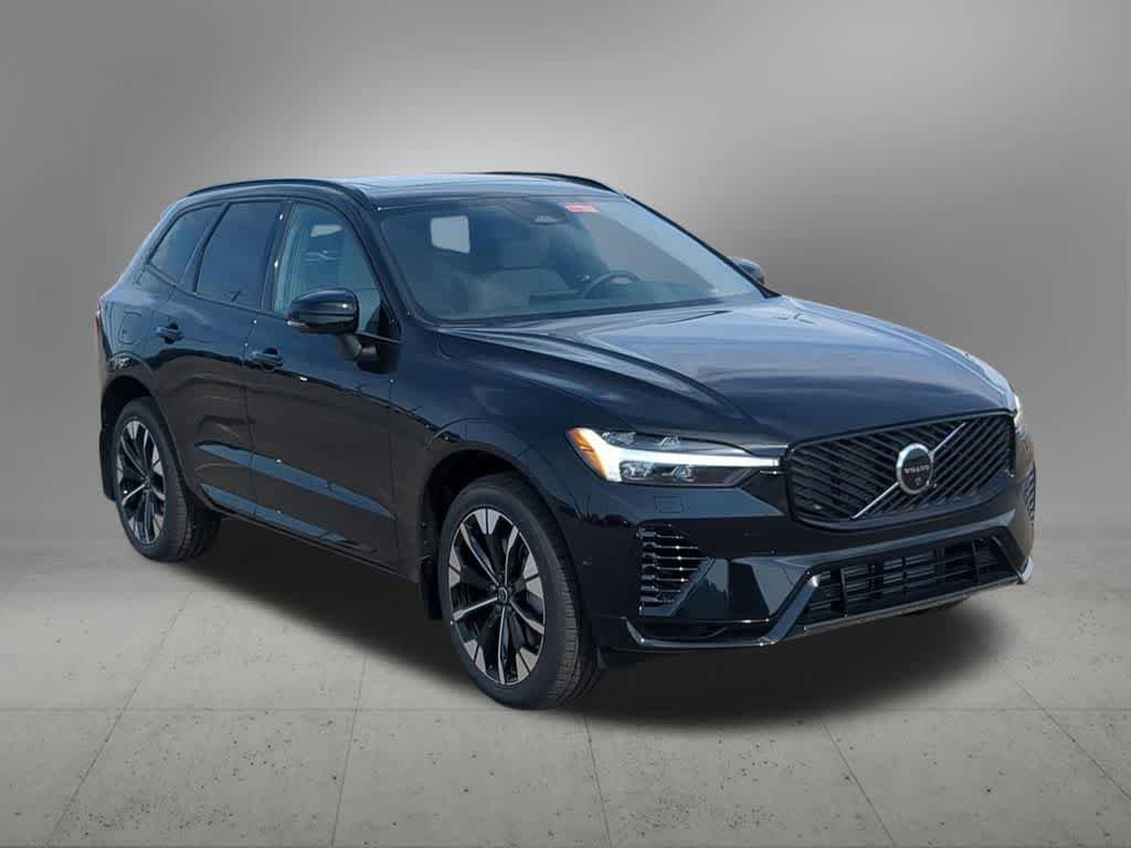 New 2026 Volvo XC60 T8 Plus w/ Protection Package Premier AWD/4WD image 8