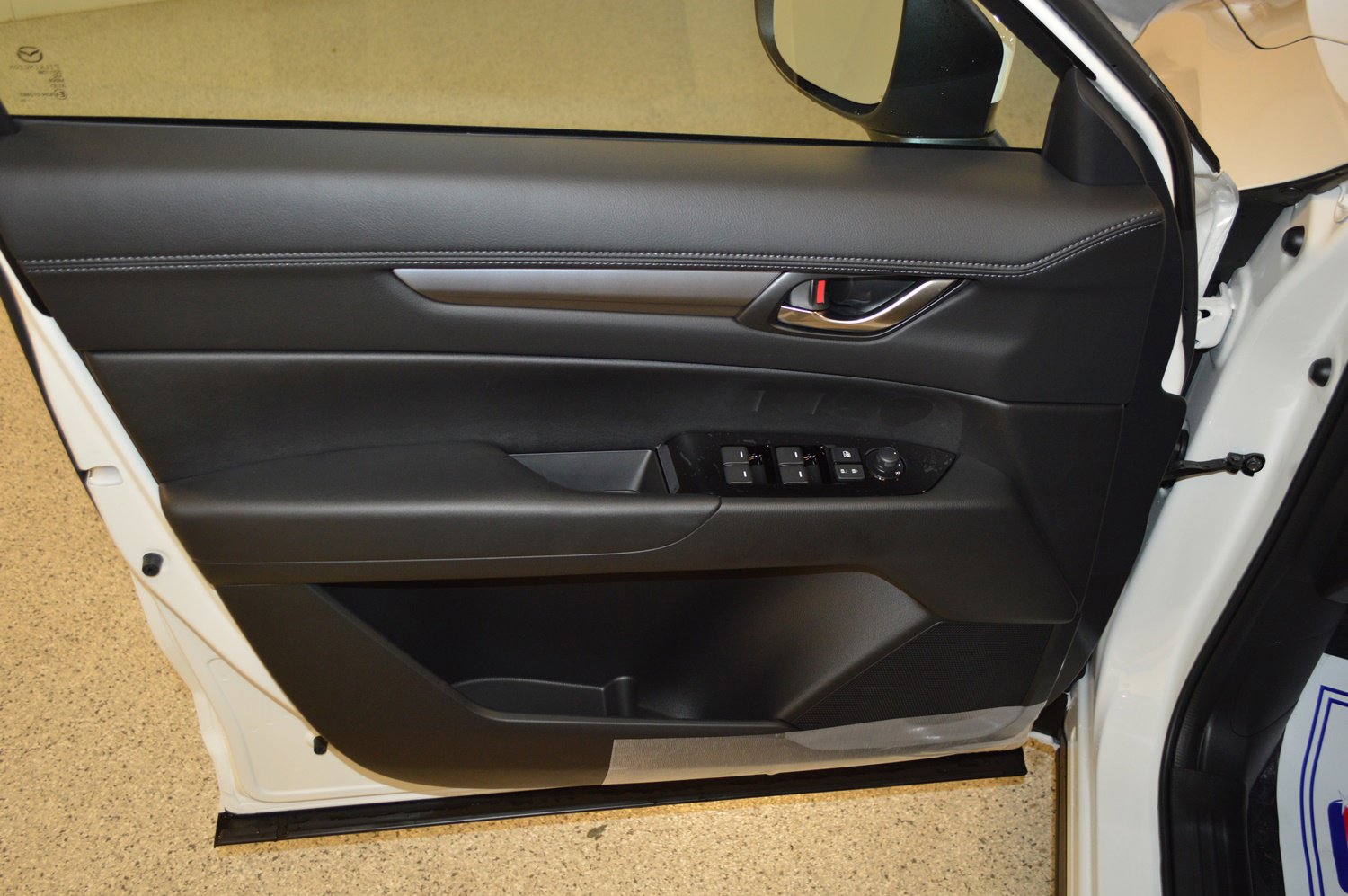 New 2025 MAZDA CX-5 AWD 2.5 S w/ Select Package image 14