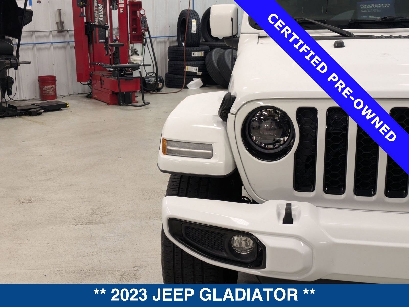 Used 2023 Jeep Gladiator Overland image 9