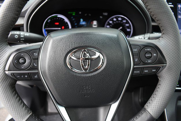 Certified 2021 Toyota Avalon Limited w/ Advanced Safety Package FWD image 31
