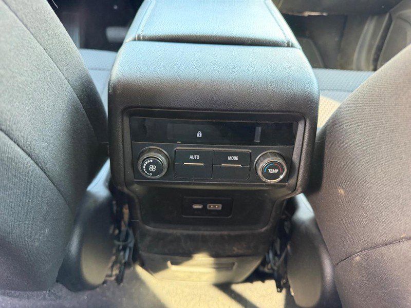 Used 2020 GMC Acadia SLE FWD image 10