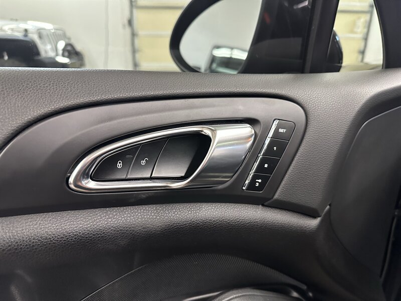 Used 2013 Porsche Cayenne GTS AWD/4WD image 28