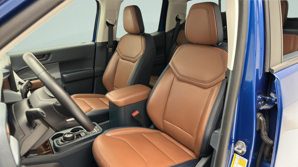 Used 2024 Ford Maverick Lariat w/ FX4 Off-Road Package AWD/4WD image 19