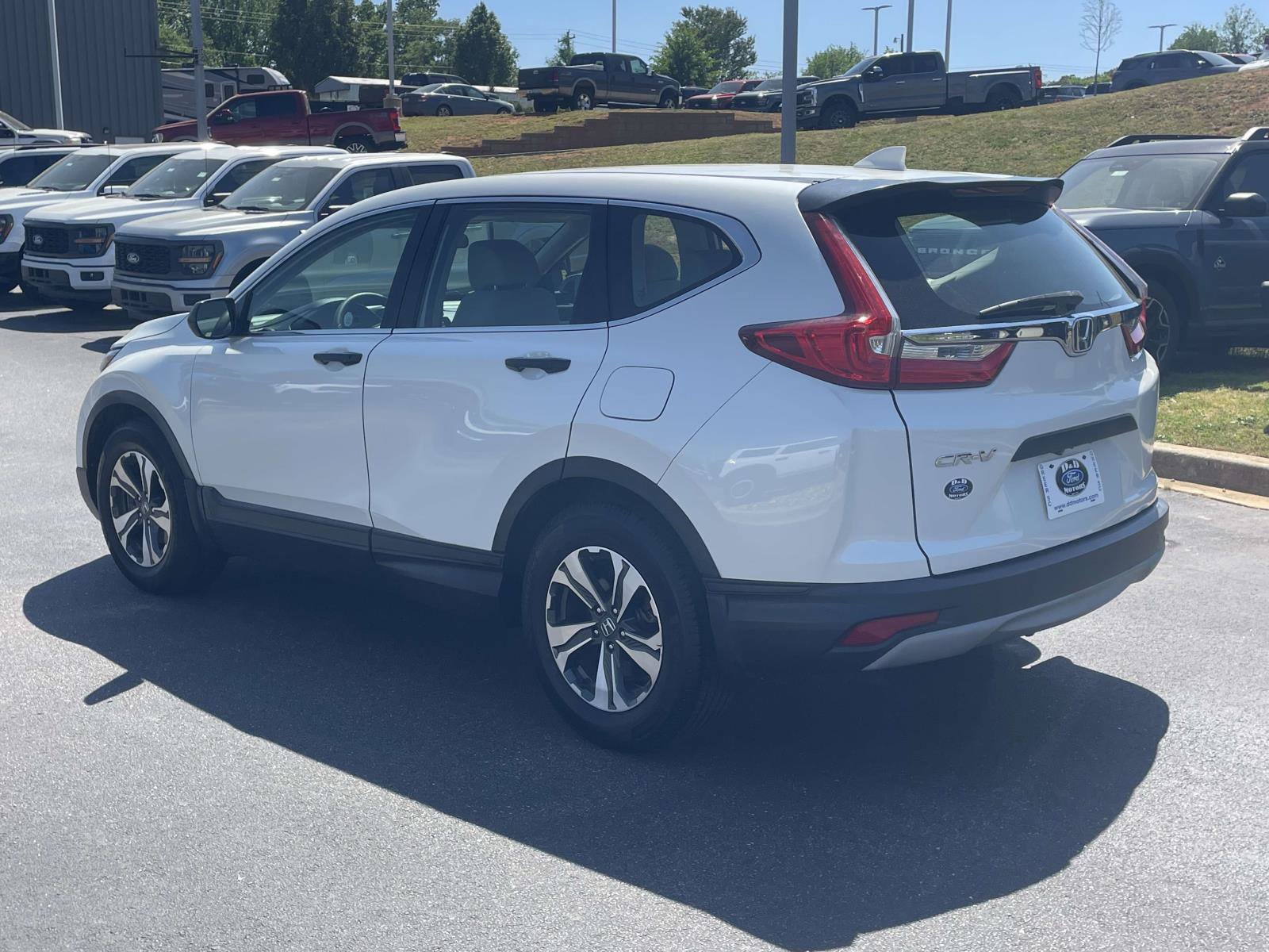Used 2018 Honda CR-V LX image 4