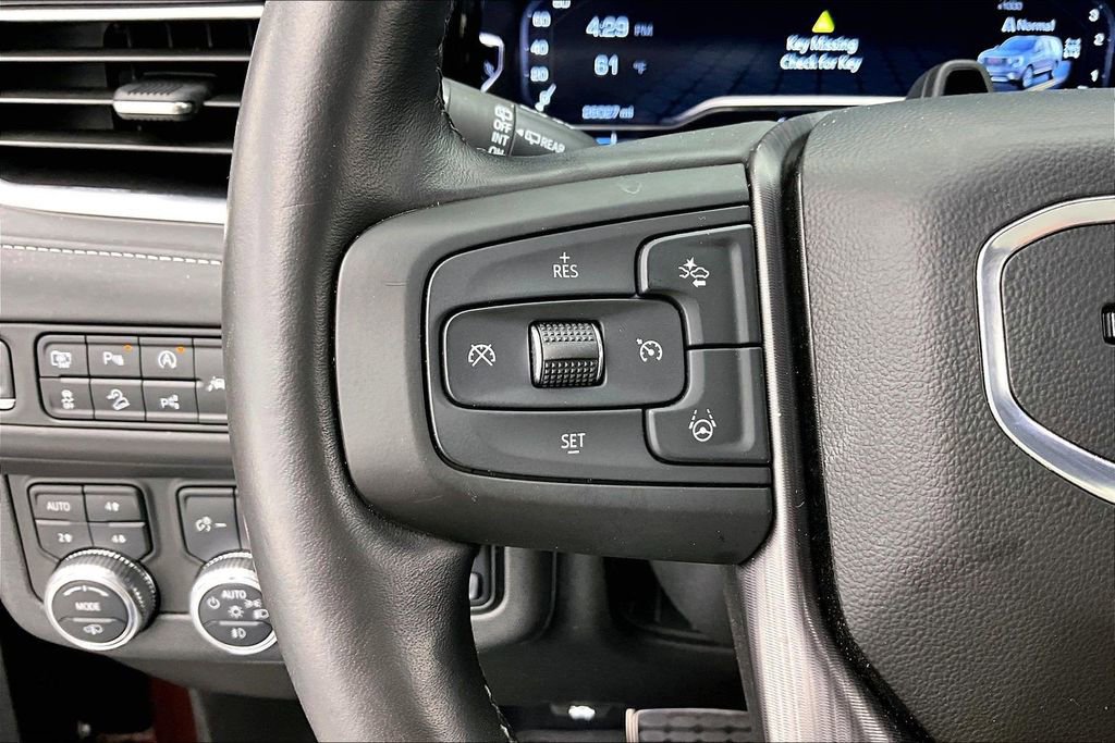 Used 2023 GMC Yukon Denali Ultimate image 18