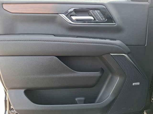 New 2026 GMC Yukon Denali w/ Sun & Power Step Package image 14