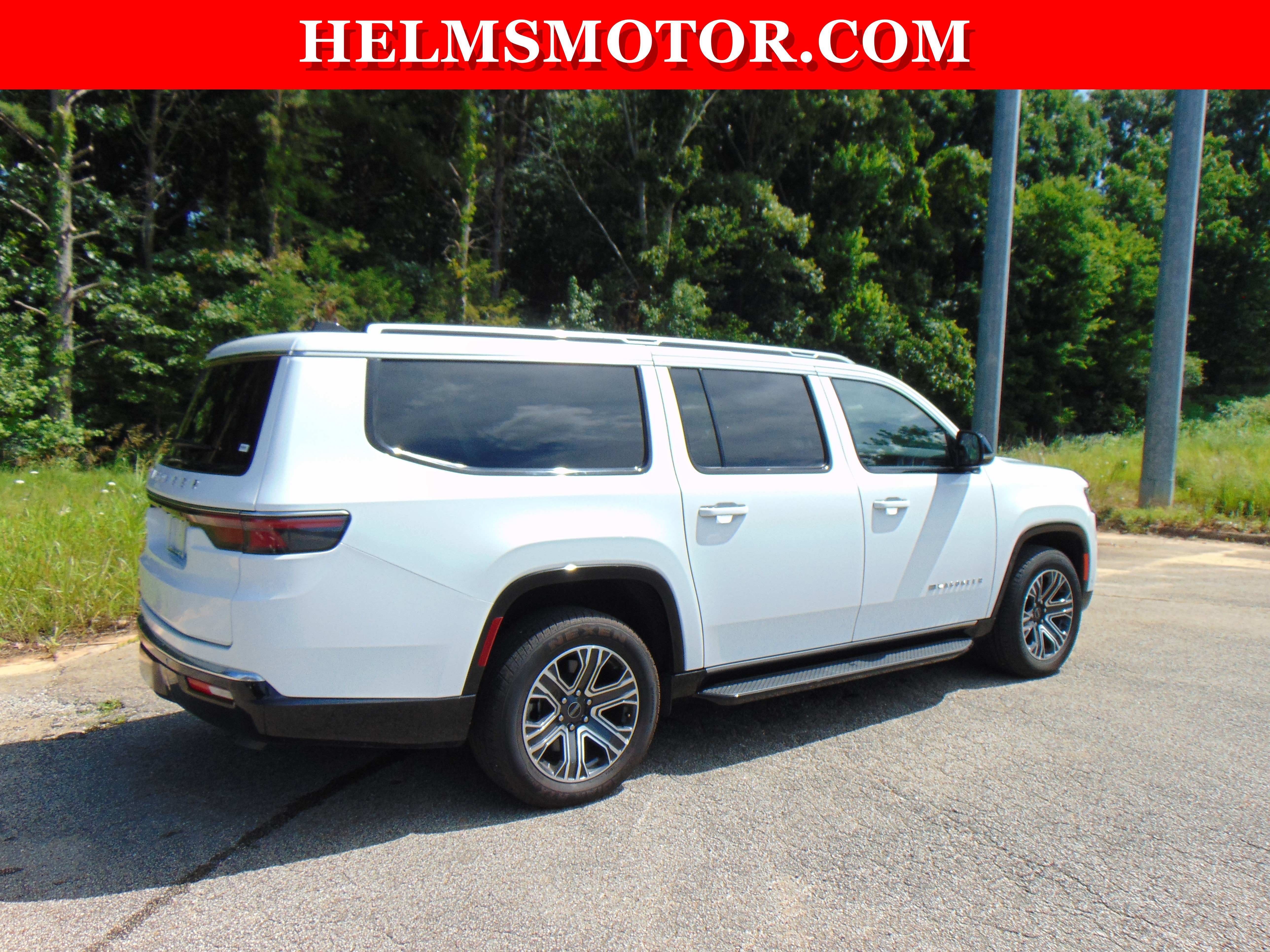 Certified 2025 Jeep Wagoneer L 4WD image 19