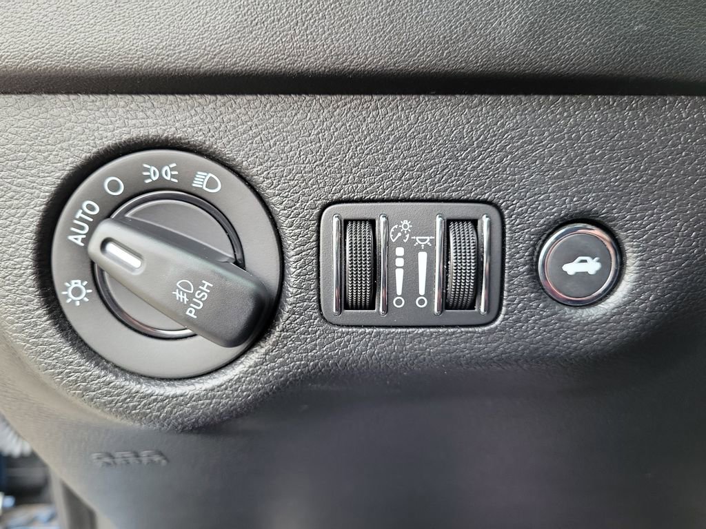 Used 2021 Dodge Charger R/T w/ Plus Group image 23