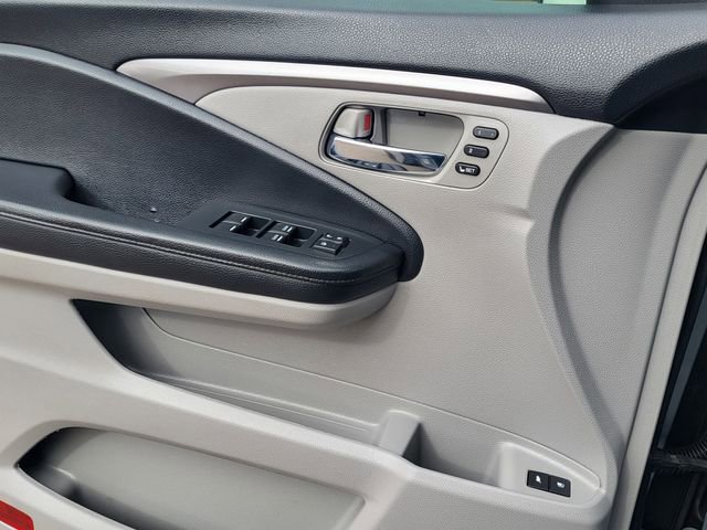 Used 2022 Honda Pilot Special Edition image 13