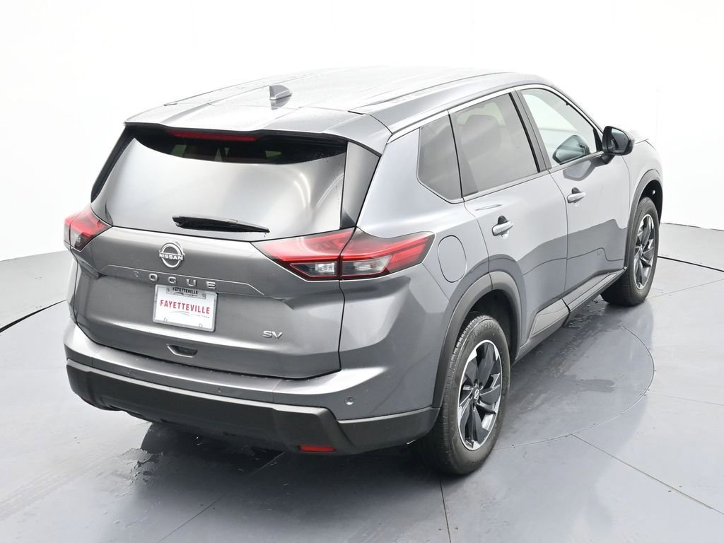 Used 2024 Nissan Rogue SV image 26