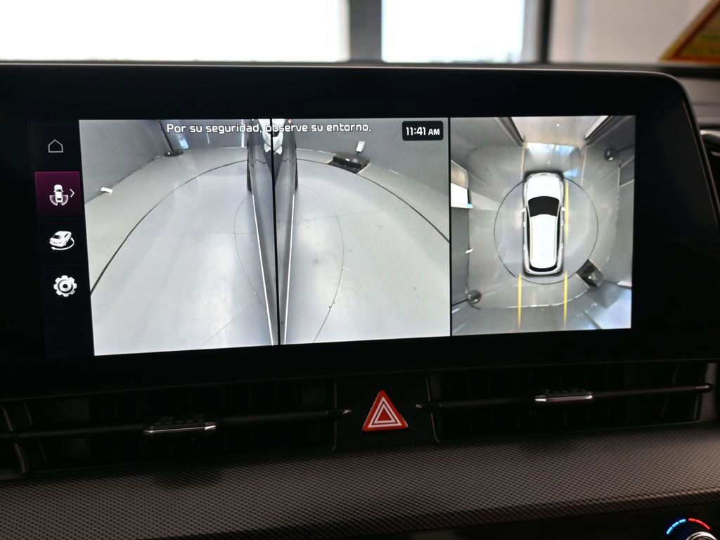 Used 2024 Kia Sportage SX image 23