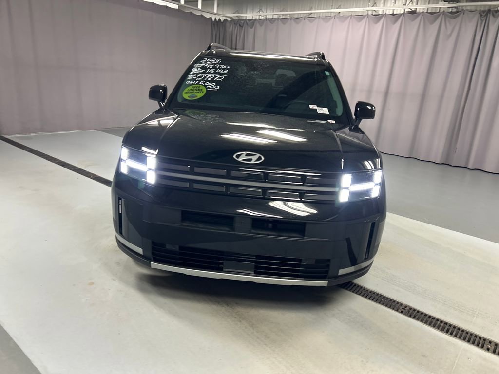 Used 2024 Hyundai Santa Fe Limited image 2