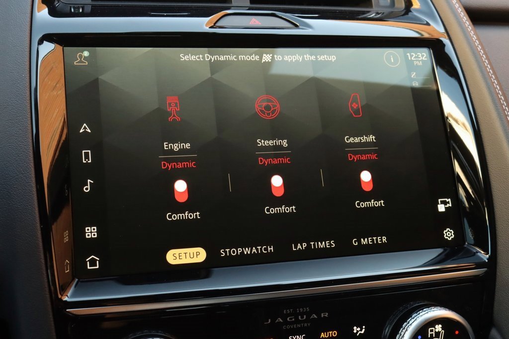 Used 2024 Jaguar E-PACE R-Dynamic SE image 23