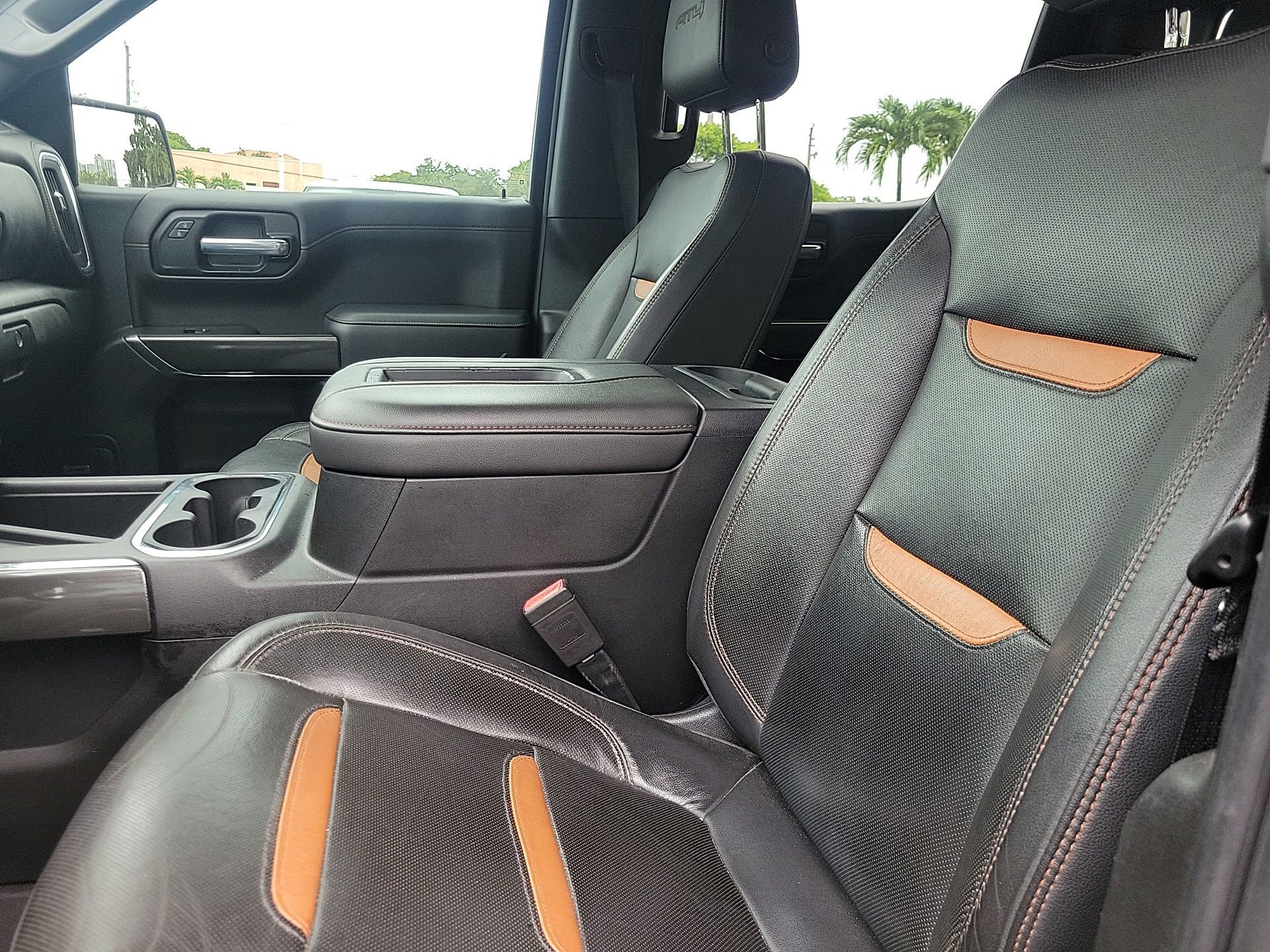 Used 2020 GMC Sierra 1500 AT4 w/ AT4 Premium Package AWD/4WD image 23