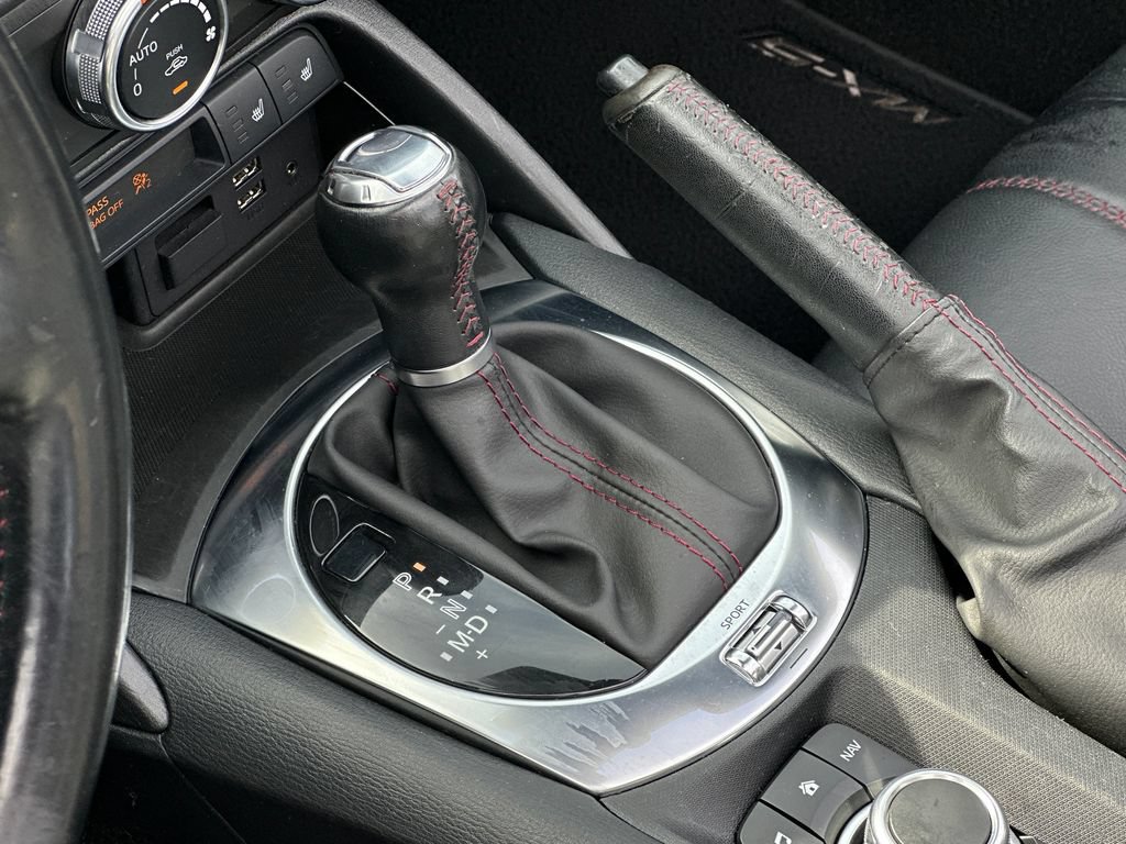 Used 2019 MAZDA MX-5 Miata RF Grand Touring RWD image 18
