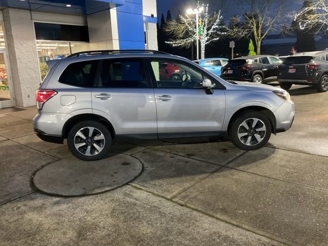 Used 2018 Subaru Forester 2.5i Premium image 9