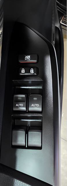 Used 2018 Toyota Tundra Platinum image 13