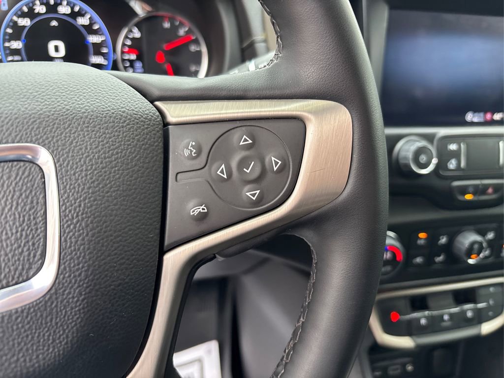Used 2024 GMC Terrain Denali image 28